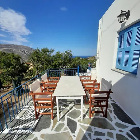 בית נופש Mountain With Sea View *